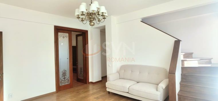 Apartament, 5 camere Bucuresti/Piata Universitatii