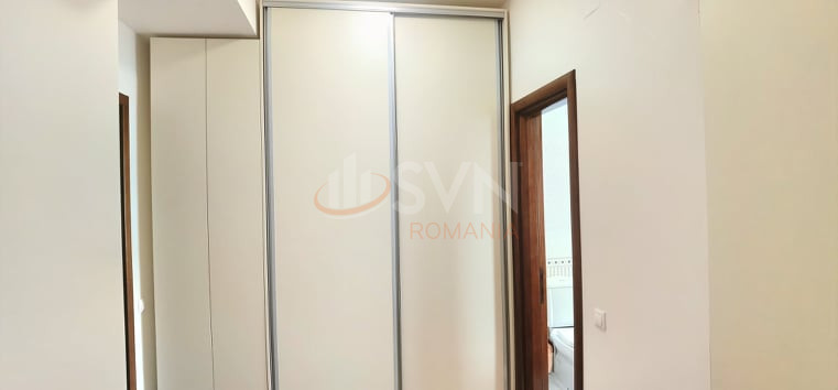 Apartament, 5 camere Bucuresti/Piata Universitatii