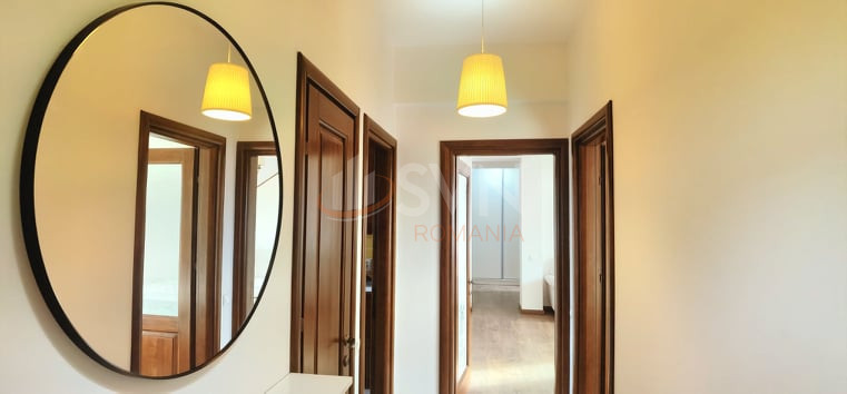 Apartament, 5 camere Bucuresti/Piata Universitatii