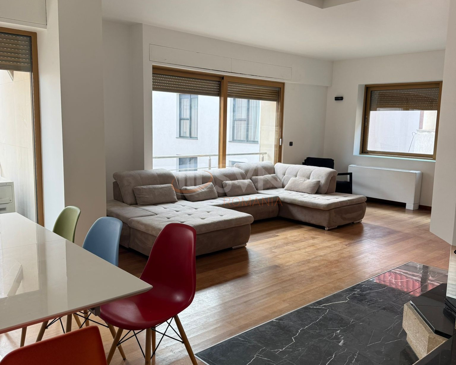 Apartament, 5 camere Bucuresti/Primaverii