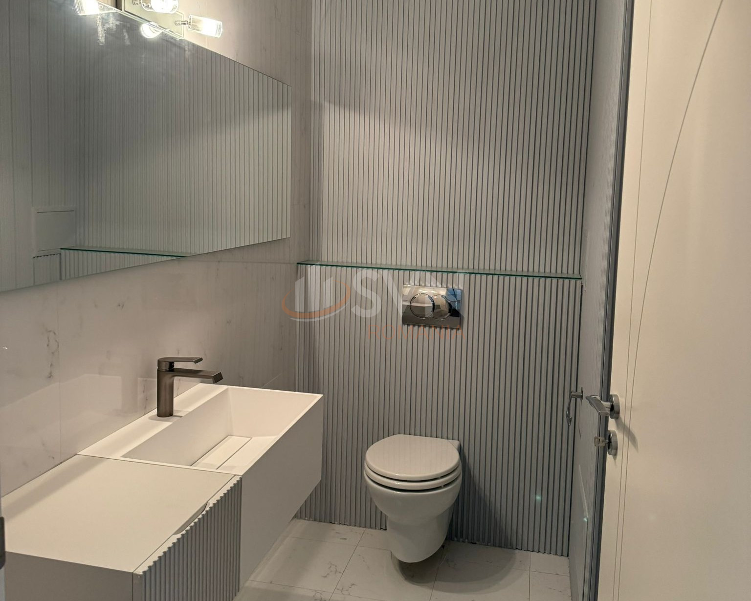 Apartament, 5 camere Bucuresti/Primaverii