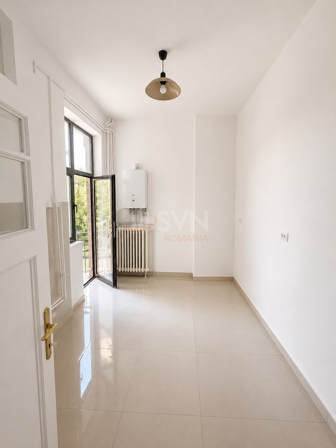 Apartament, 5 camere Bucuresti/P-ta Unirii