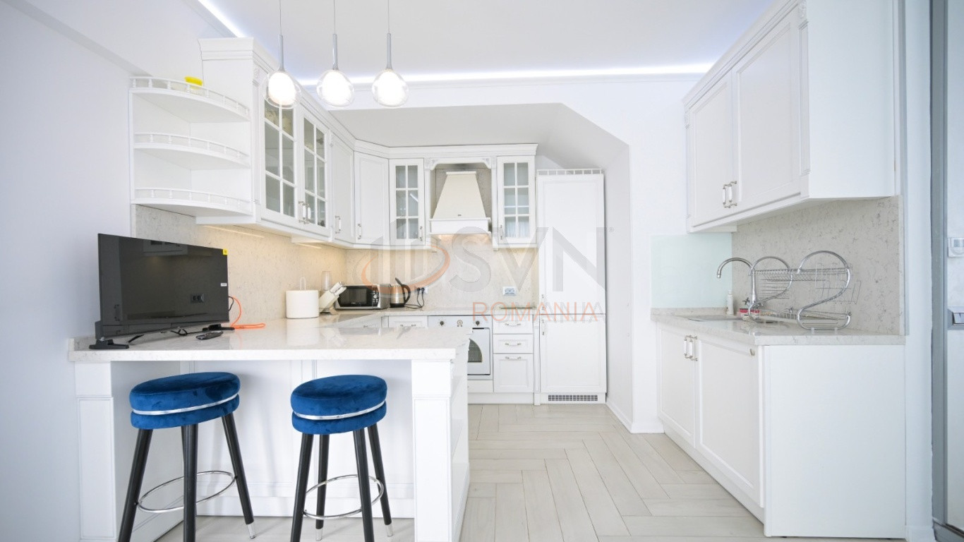 Apartament, 5 camere Bucuresti/Tineretului