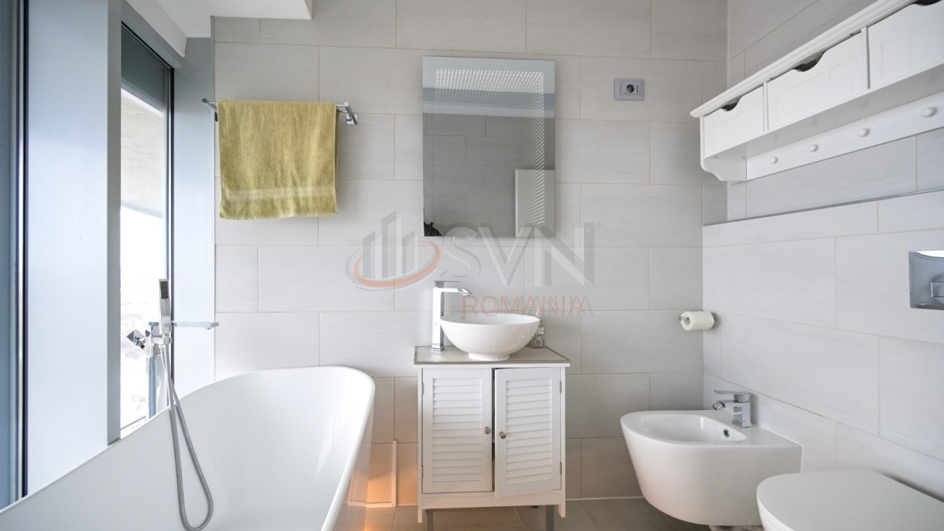 Apartament, 5 camere Bucuresti/Tineretului