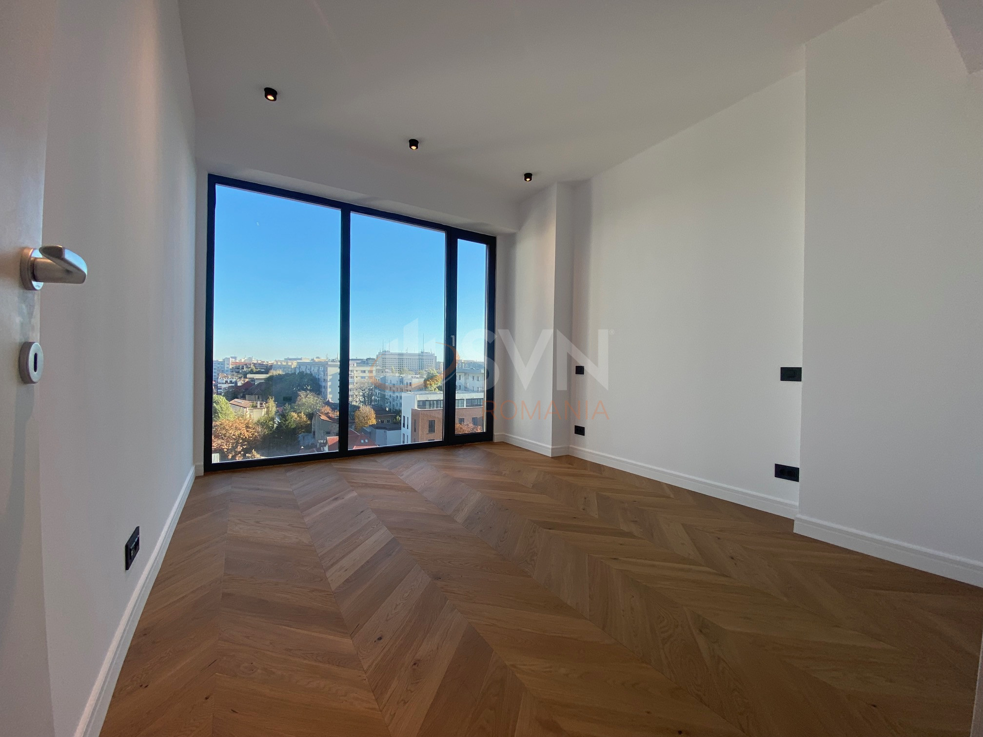 Apartament, 5 camere Bucuresti/Piata Victoriei