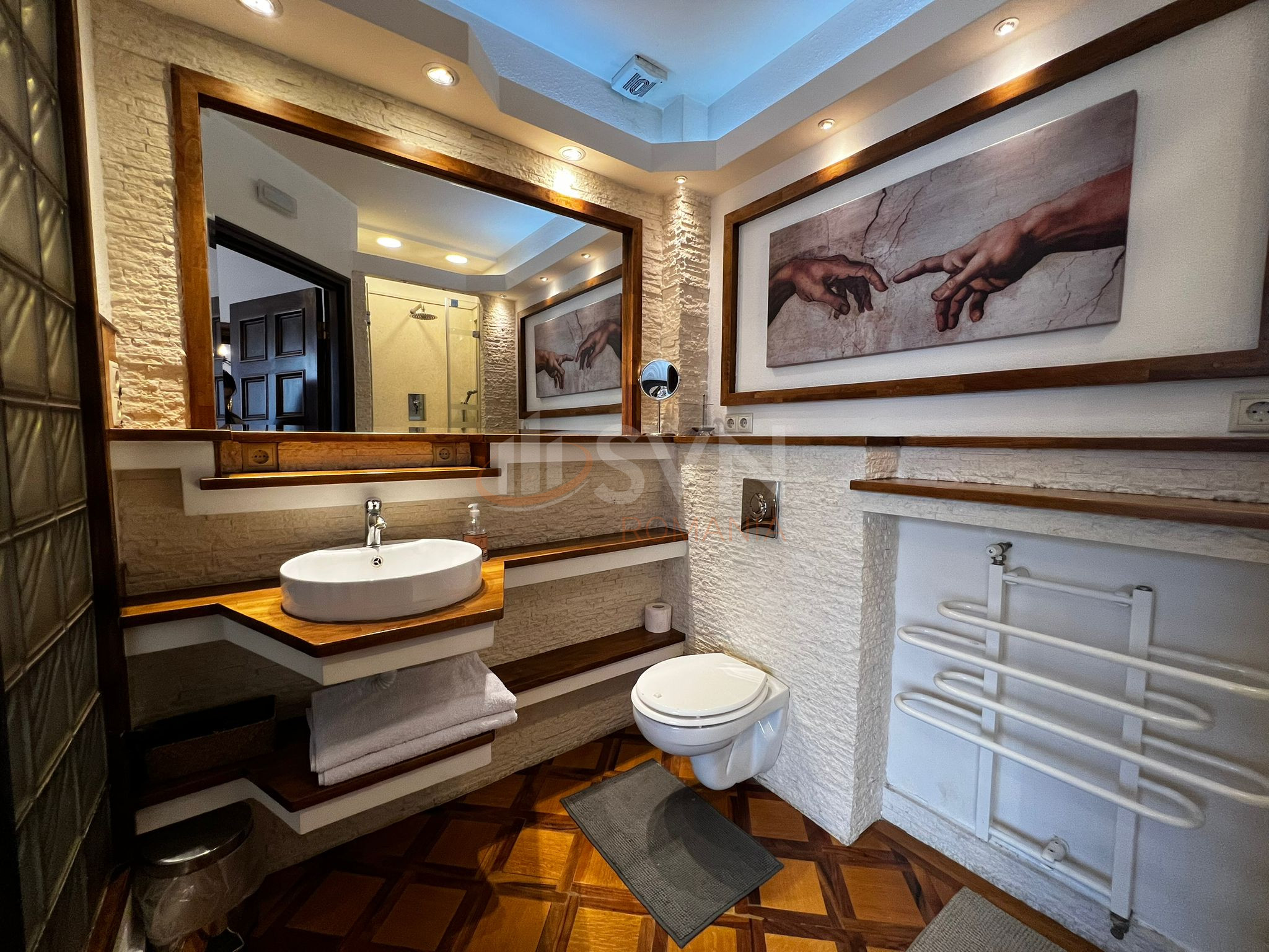 Apartament, 5 camere Bucuresti/Dacia