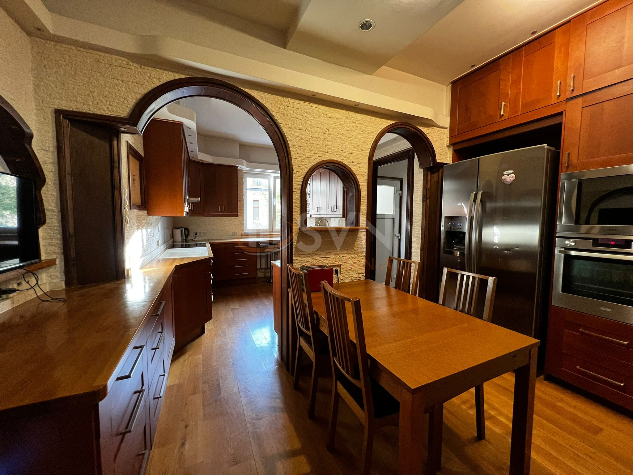 Apartament, 5 camere Bucuresti/Dacia