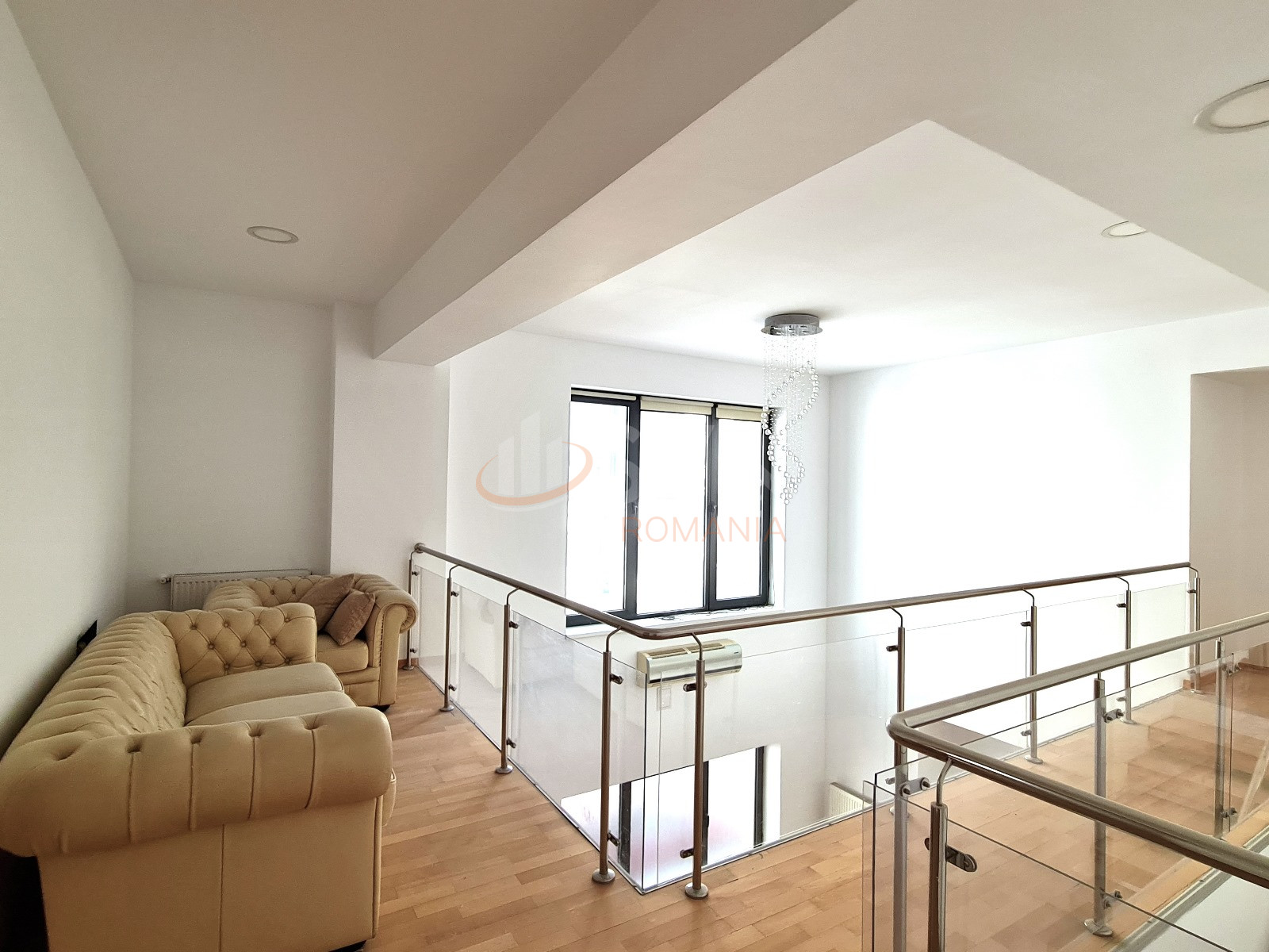 Apartament, 5 camere Bucuresti/Banu Manta