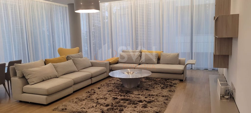 Apartament, 5 camere Bucuresti/Primaverii