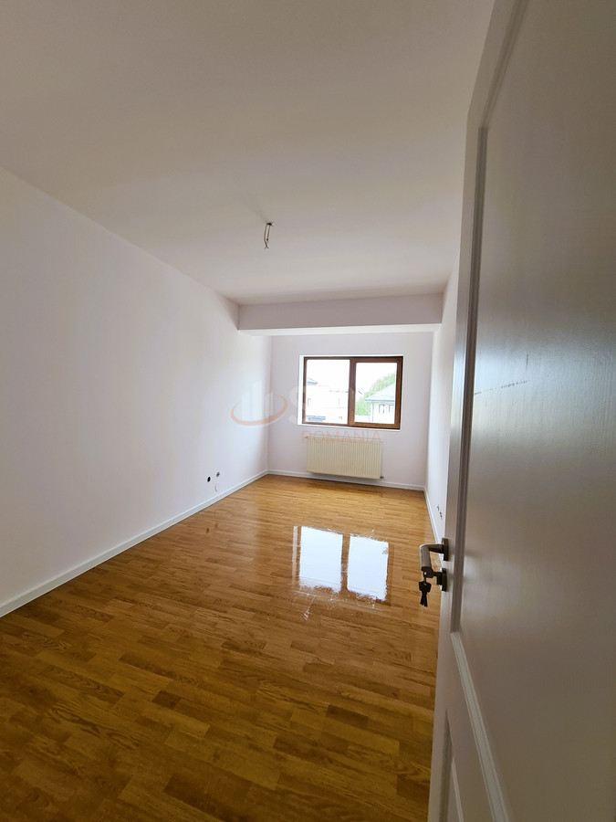 Apartament, 5 camere Ilfov/Pantelimon