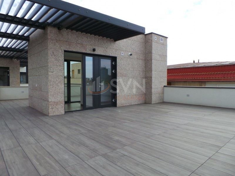 Apartament, 5 camere Bucuresti/Primaverii