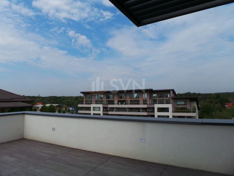 Apartament, 5 camere Bucuresti/Primaverii