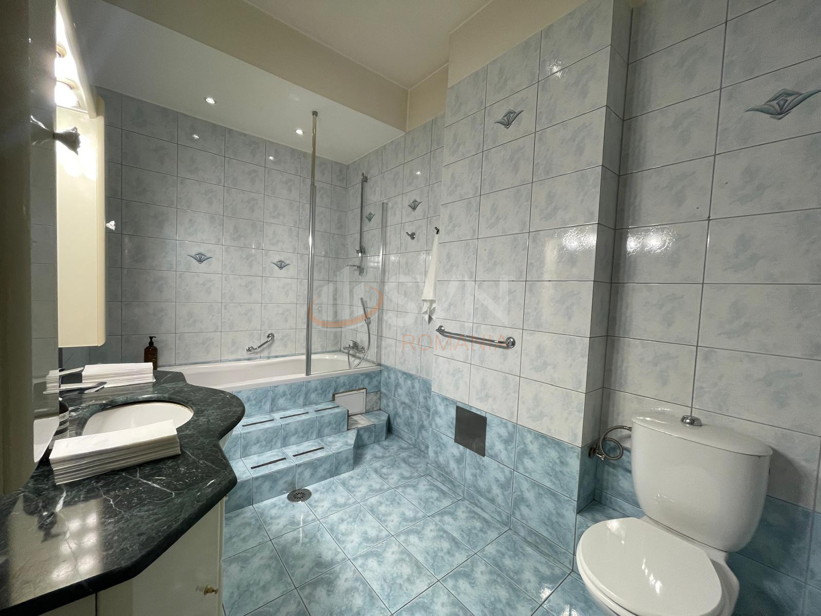 Apartament, 5 camere Bucuresti/Capitale