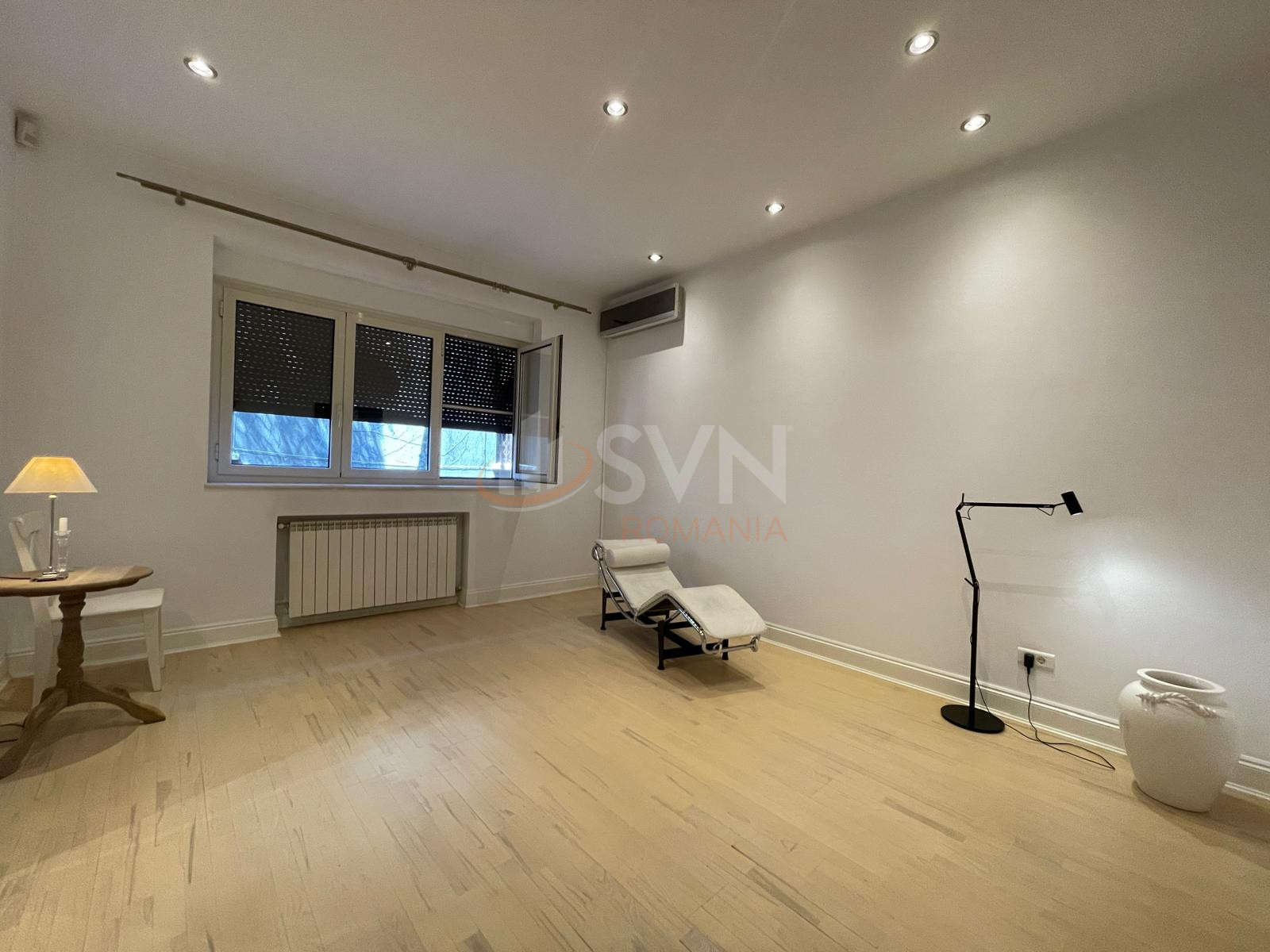 Apartament, 5 camere Bucuresti/Capitale