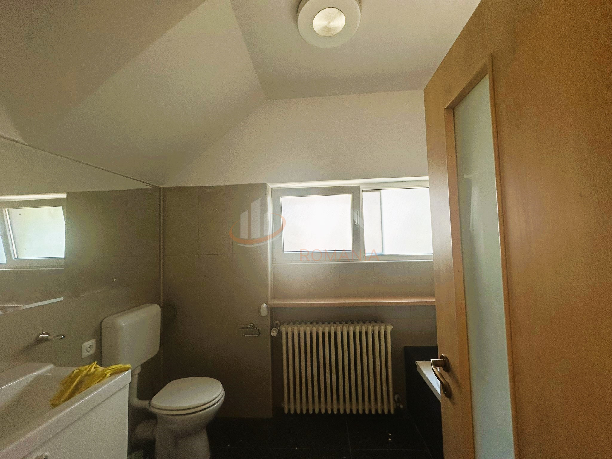 Apartament, 5 camere Bucuresti/Primaverii