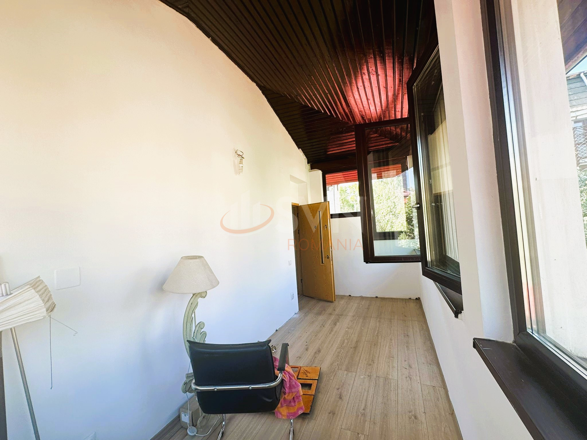 Apartament, 5 camere Bucuresti/Primaverii