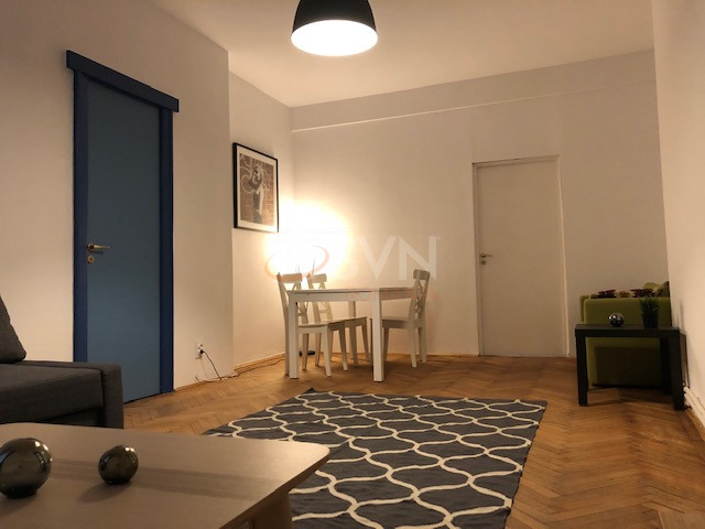 Apartament, 5 camere Bucuresti/Universitate (s1)