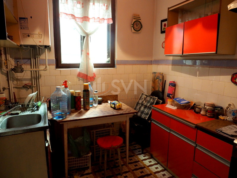 Apartament, 5 camere Bucuresti/1 Mai