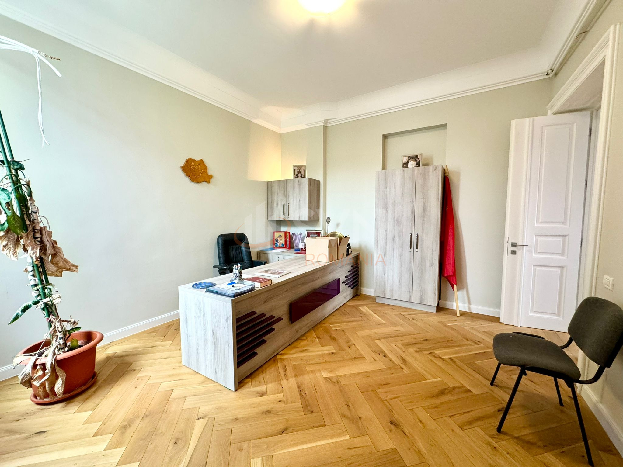 Apartament, 5 camere Bucuresti/Armeneasca