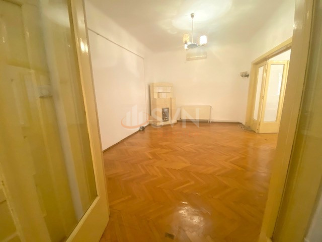 Apartament, 5 camere Bucuresti/Unirii (s3)