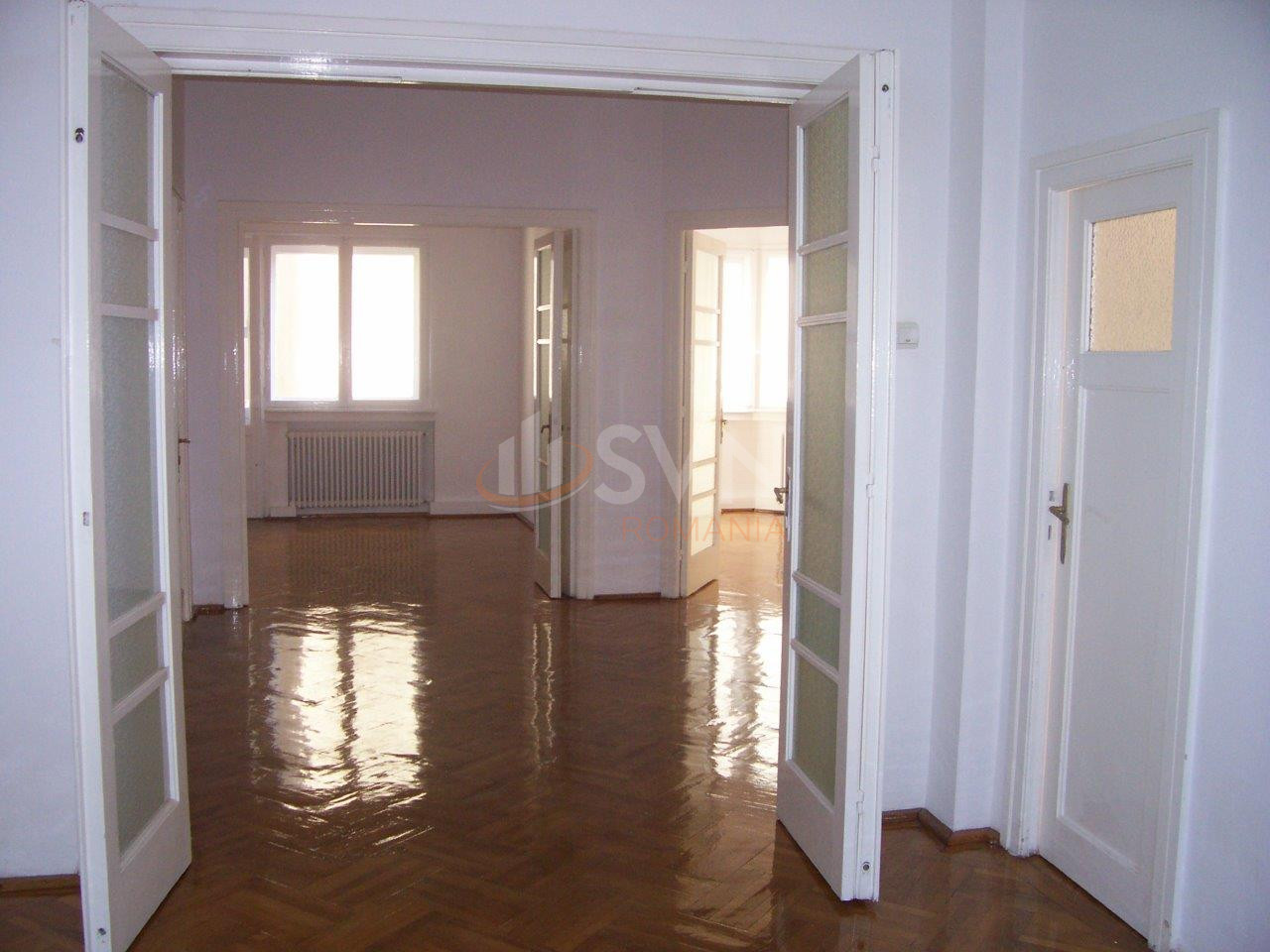 Apartament, 5 camere Bucuresti/Piata Rosetti