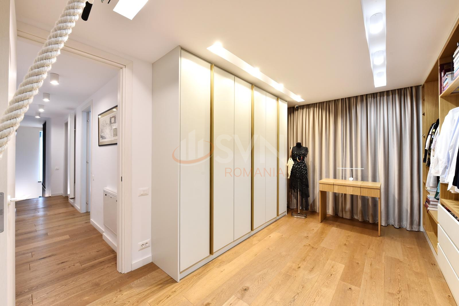 Apartament, 5 camere Bucuresti/Aviatiei