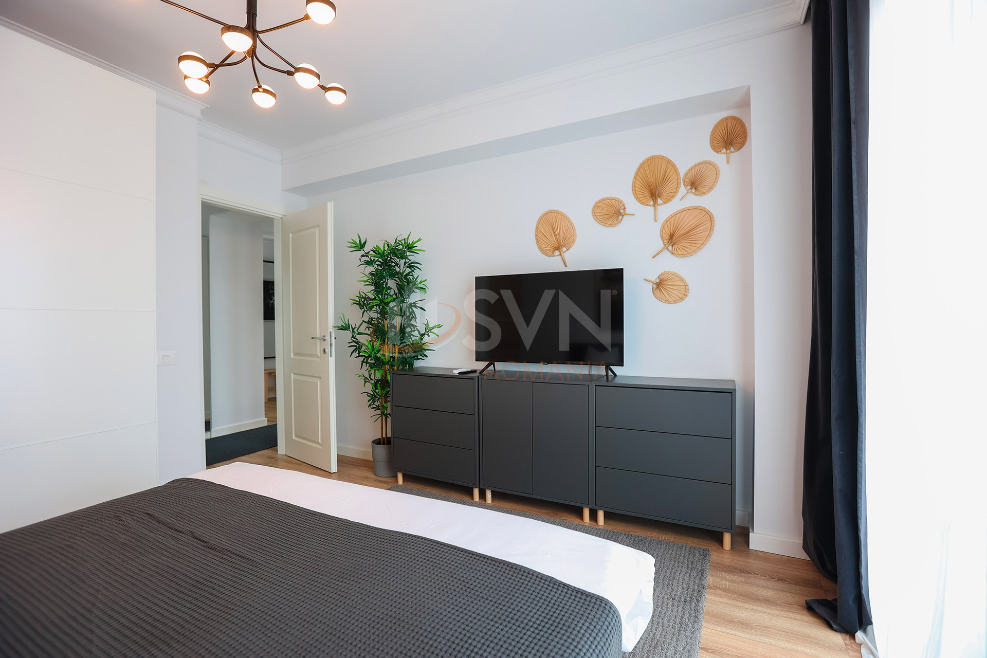 Apartament, 5 camere Bucuresti/13 Septembrie