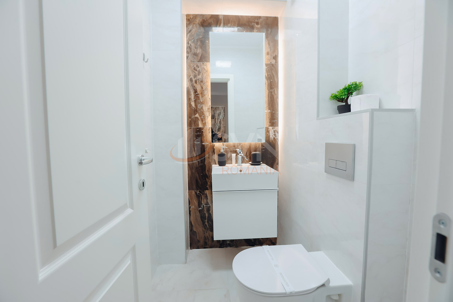 Apartament, 5 camere Bucuresti/13 Septembrie