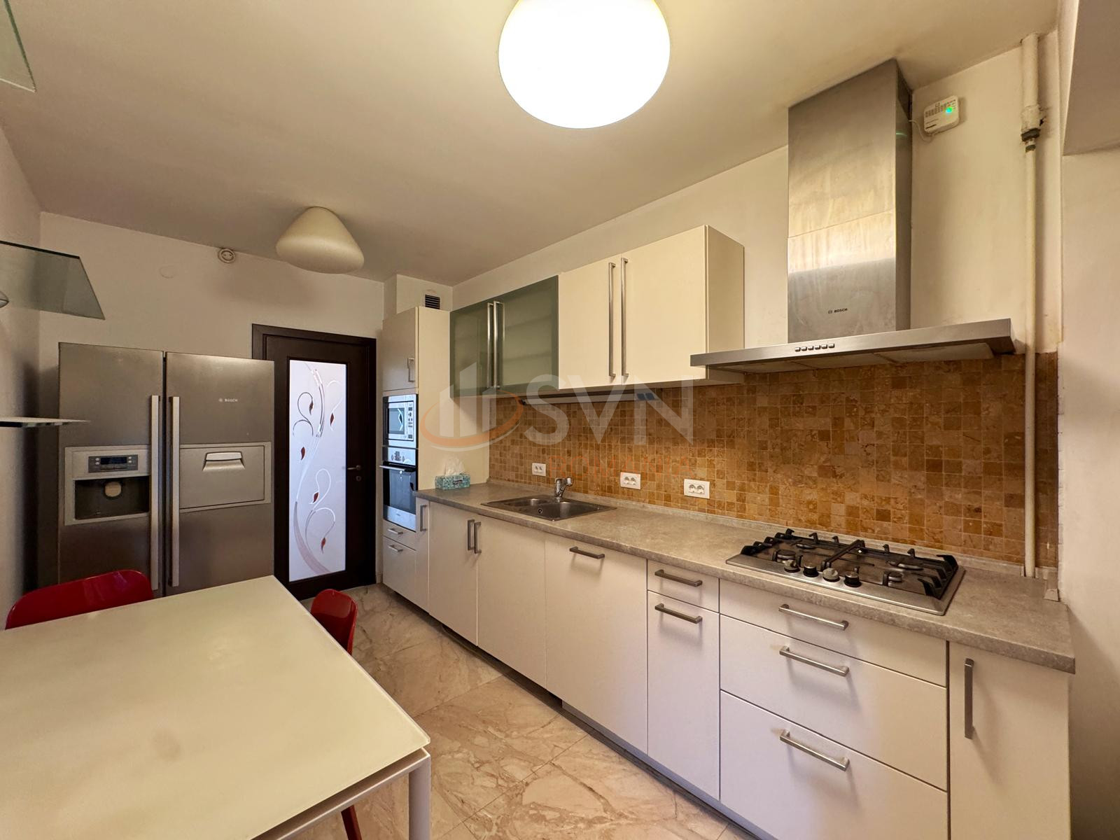 Apartament, 5 camere Bucuresti/Stefan Cel Mare