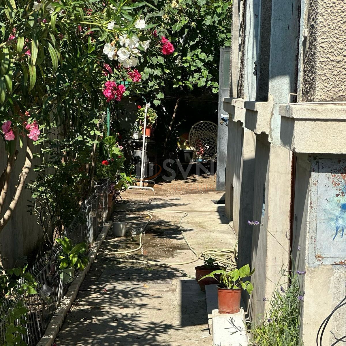 Apartament, 5 camere Bucuresti/Calea Calarasilor