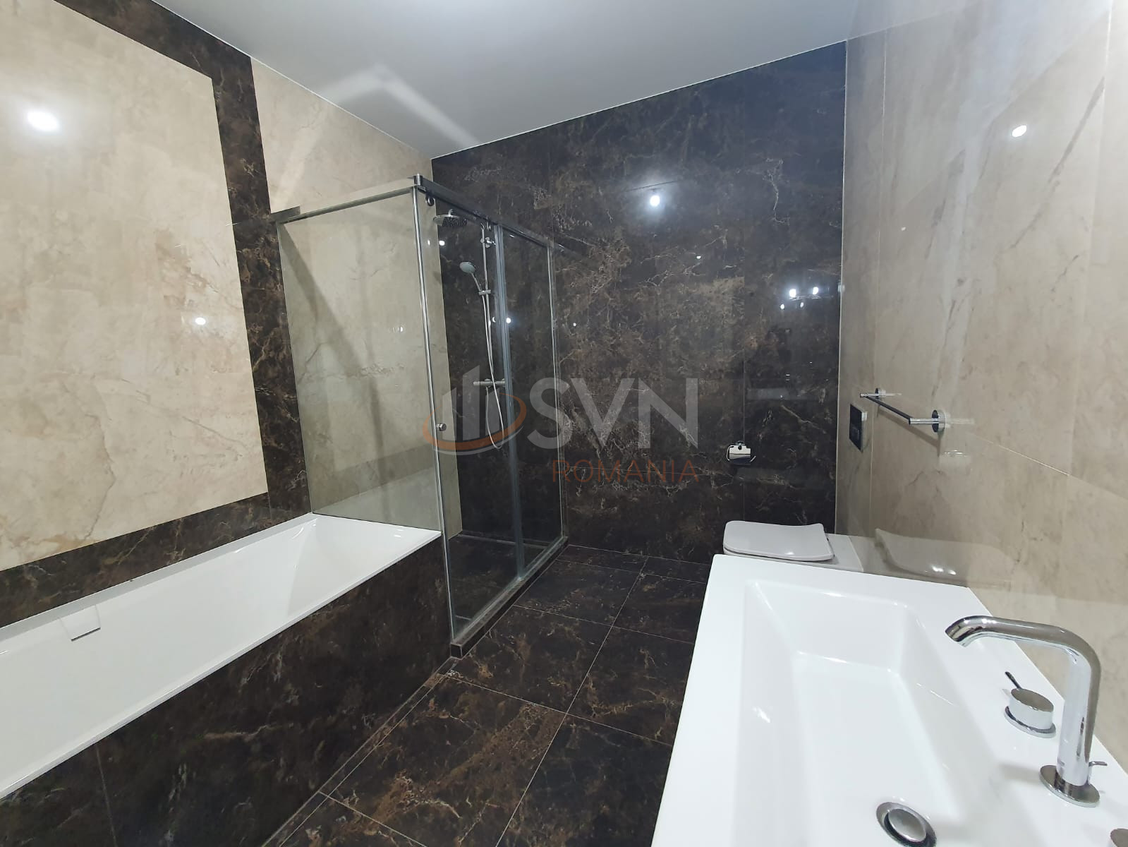 Apartament, 5 camere Bucuresti/Herastrau