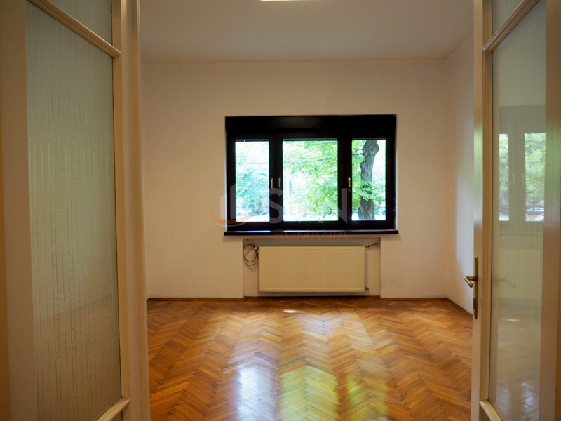 Apartament, 5 camere Bucuresti/Aviatorilor