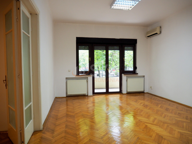 Apartament, 5 camere Bucuresti/Aviatorilor