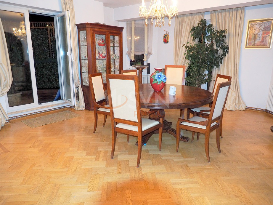 Apartament, 5 camere Bucuresti/Tineretului