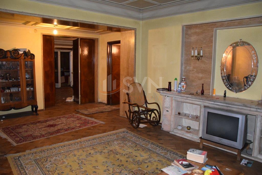Apartament, 5 camere Bucuresti/Piata Universitatii