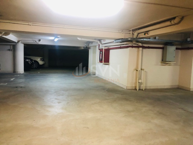 Apartament, 5 camere Bucuresti/Primaverii