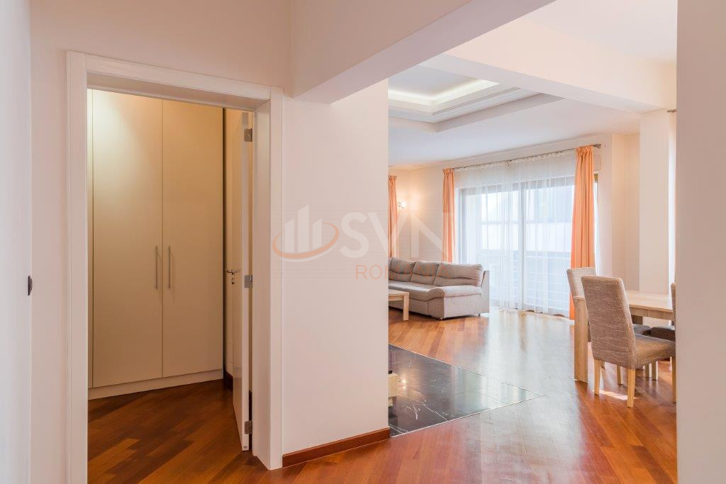 Apartament, 5 camere Bucuresti/Primaverii