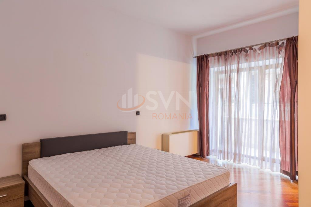 Apartament, 5 camere Bucuresti/Primaverii