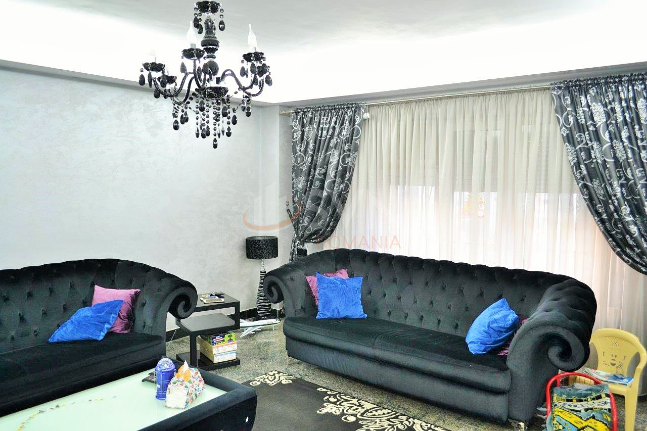 Apartament, 5 camere Bucuresti/Calea Calarasilor