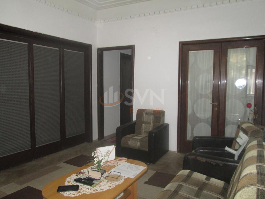 Apartament, 5 camere Bucuresti/Armeneasca