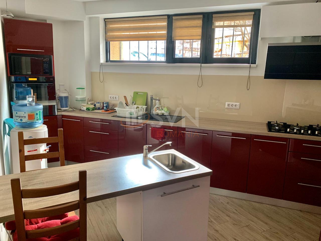 Apartament, 5 camere Bucuresti/Banu Manta