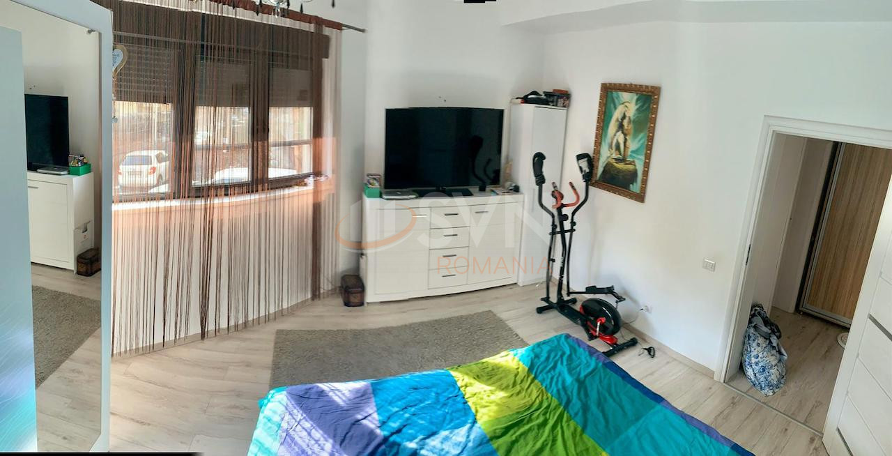 Apartament, 5 camere Bucuresti/Banu Manta