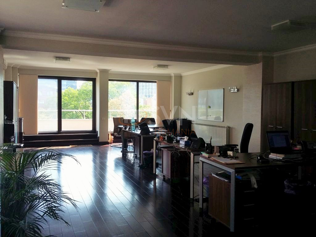 Apartament, 5 camere Bucuresti/Aviatorilor