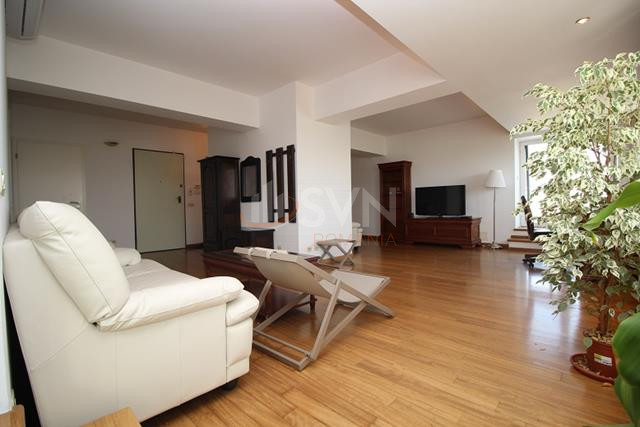 Apartament, 5 camere Bucuresti/Dacia