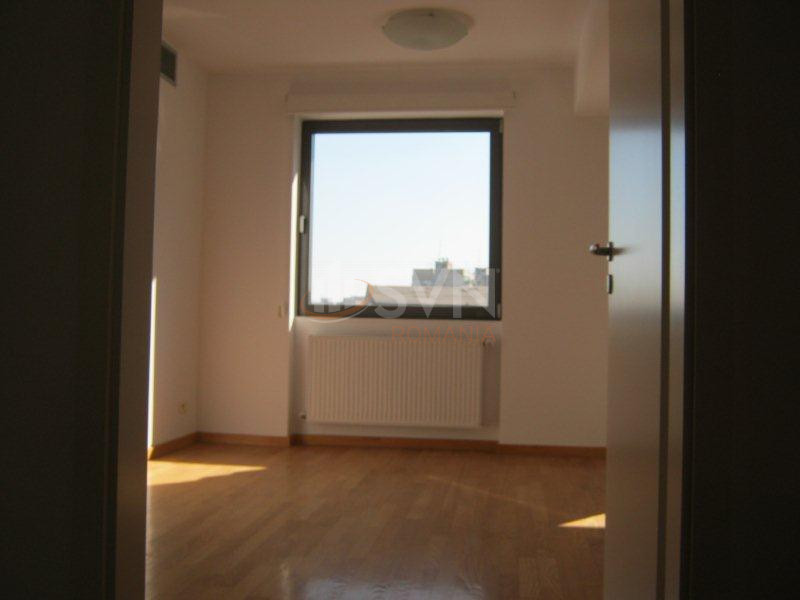 Apartament, 5 camere Bucuresti/Beller