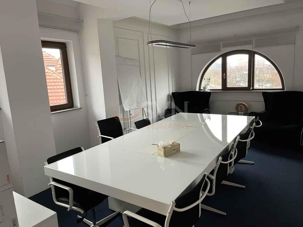 Apartament, 6 camere Bucuresti/Cotroceni