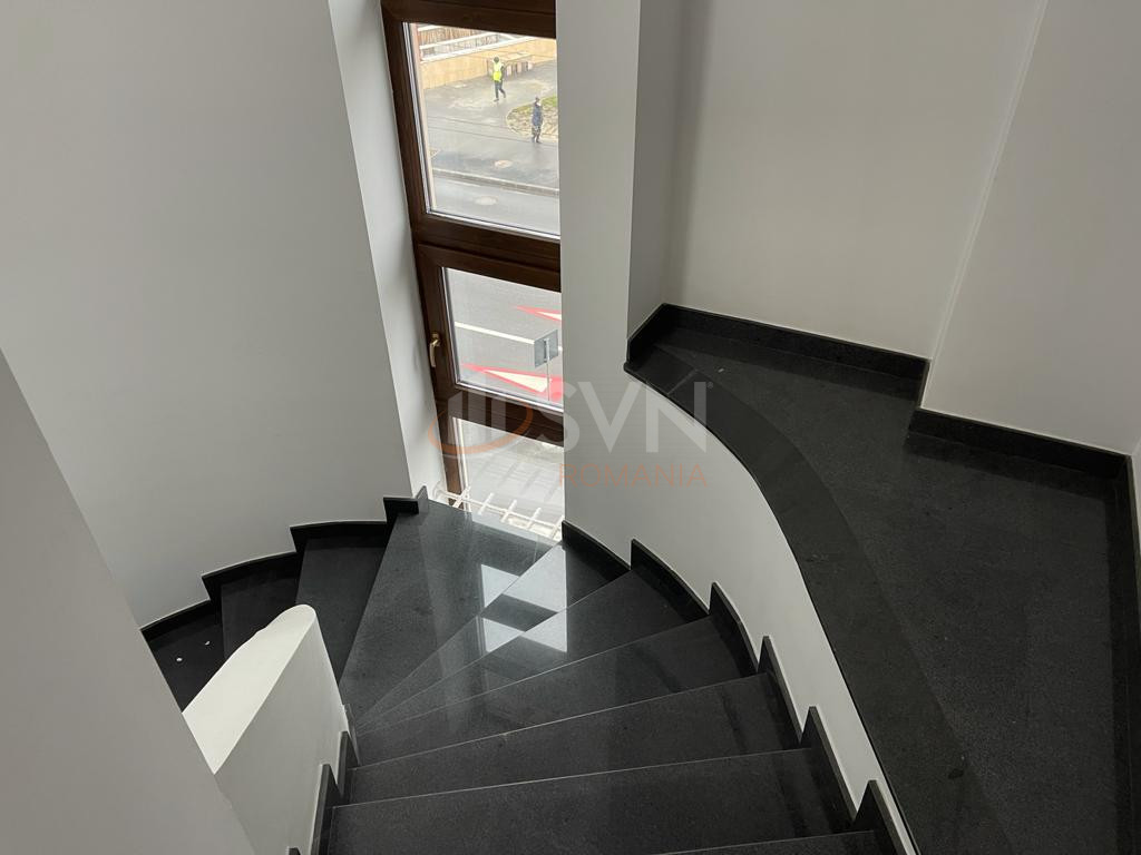 Apartament, 6 camere Bucuresti/Cotroceni