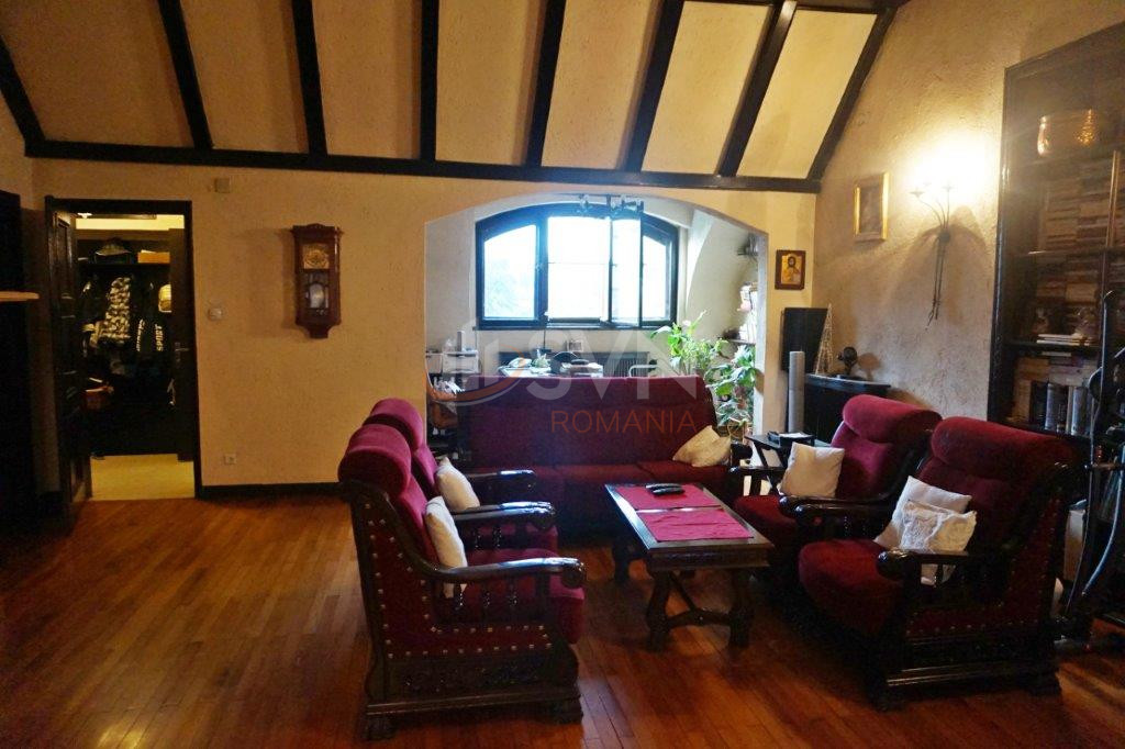 Apartament, 6 camere Bucuresti/Dacia