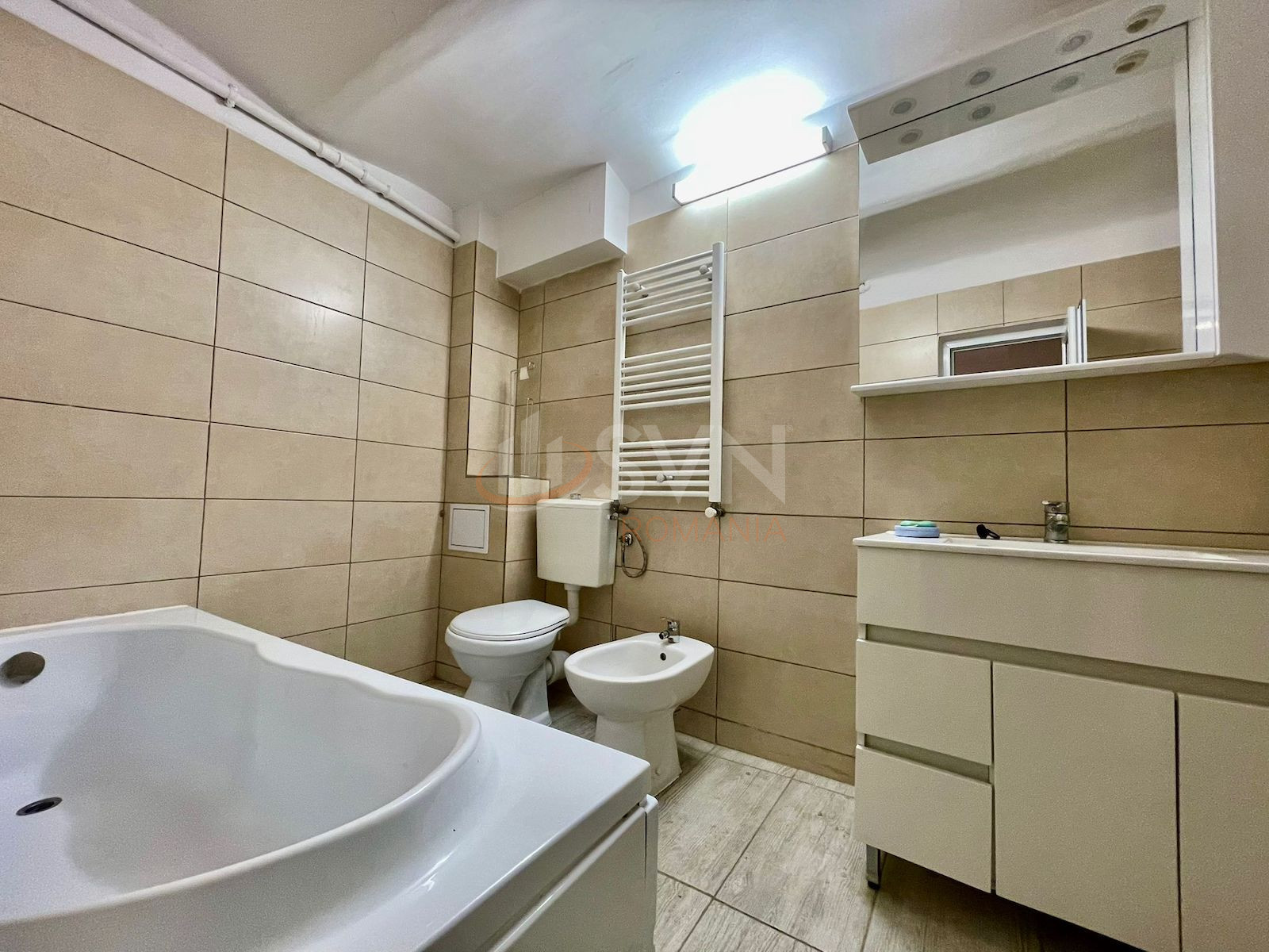 Apartament, 6 camere Bucuresti/Tineretului