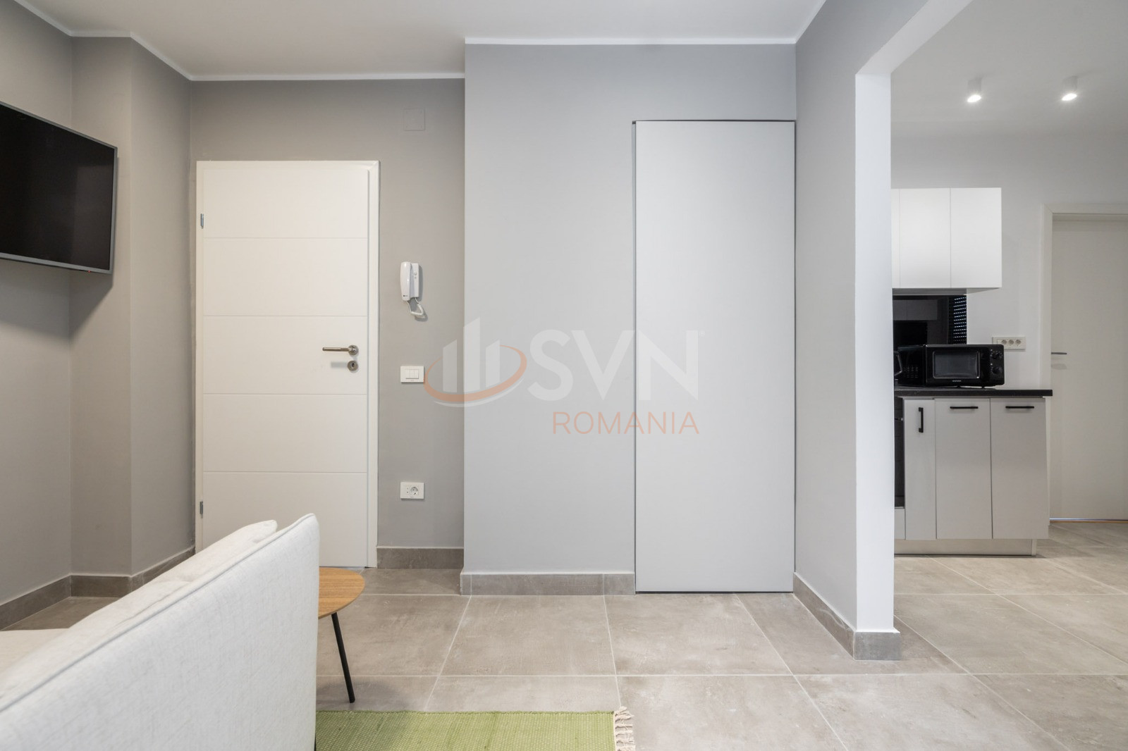 Apartament, 6 camere Bucuresti/P-ta Universitatii